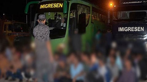 মালয়েশিয়ায় ১৭ বাংলাদেশিসহ ৩০ অভিবাসী আটক
