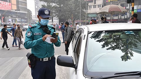 ট্রাফিক আইন লঙ্ঘনে ডিএমপির ১৪৫৭ মামলা