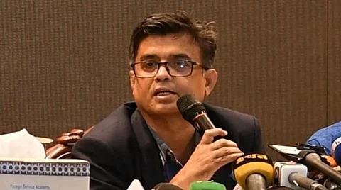 প্রধান উপদেষ্টার প্রেস সচিব শফিকুল আলম