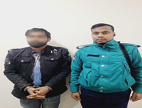 ৫ মামলার আসামি, মিরপুর এলাকার পেশাদার ছিনতাইকারী রাজু গ্রেফতার