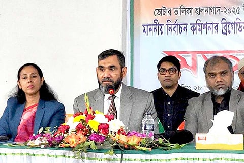 ডিসেম্বরকে সামনে রেখে নির্বাচনের প্রস্তুতি নেওয়া হচ্ছে