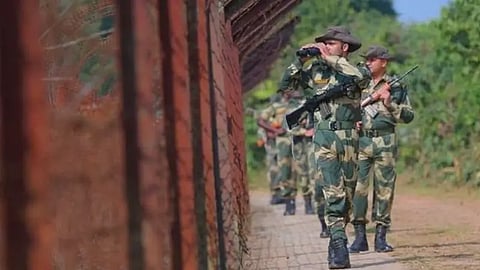 বিএসএফের গুলিতে দুই বাংলাদেশি নিহত