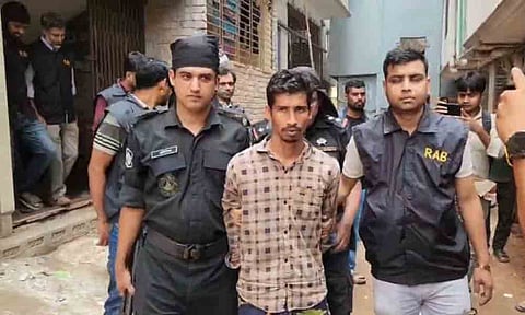 আশুলিয়ায় বিদেশি পিস্তলসহ সন্ত্রাসী গ্রেফতার