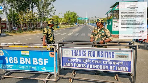 পাকিস্তান থেকে সব ধরনের পণ্য আমদানি নিষিদ্ধ করল ভারত