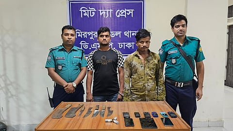 ডাকাতি প্রস্তুতিকালে দেশীয় অস্ত্রসহ দুই পেশাদার ডাকাত সদস্য গ্রেফতার