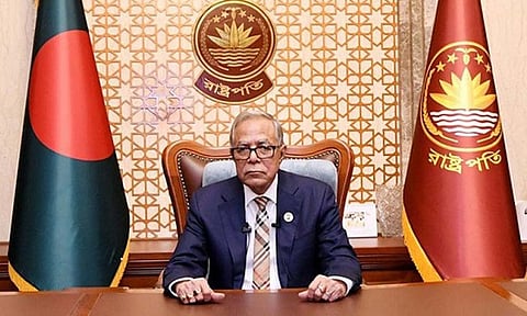 দেশ ছাড়লেন সাবেক রাষ্ট্রপতি আবদুল হামিদ