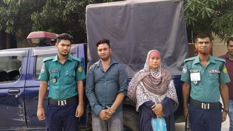 আট লক্ষাধিক টাকার জাল নোটসহ দু'জন গ্রেফতার