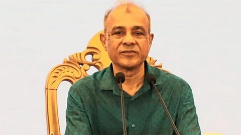 জনদুর্ভোগ এড়াতে রাস্তা ছেড়ে অন্য কোথাও আন্দোলন করলে ভালো হয়: স্বরাষ্ট্র উপদেষ্টা