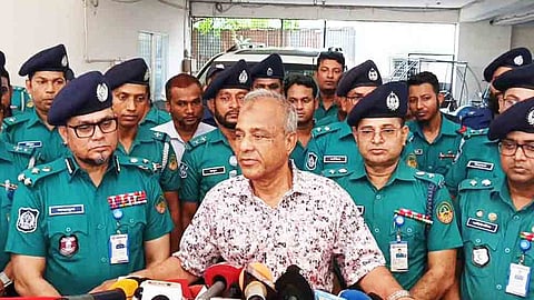 মামলা বাণিজ্যে জড়িতদের বিরুদ্ধে কঠোর ব্যবস্থা : স্বরাষ্ট্র উপদেষ্টা