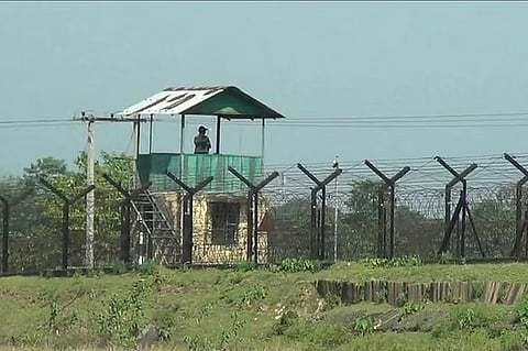 পথ ভুলে ভারতে ঢোকা বিজিবি সদস্যকে ফেরত দিয়েছে বিএসএফ