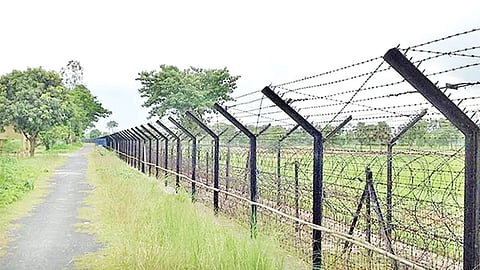 এবার রোহিঙ্গাসহ ১৬ জনকে বাংলাদেশে পুশইন করল বিএসএফ