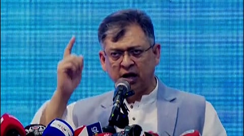 প্রধানমন্ত্রীর মেয়াদ ১০ বছর নির্ধারণের মাধ্যমে স্বৈরাচারকে রুখে দেয়া হয়েছে: সালাহউদ্দিন