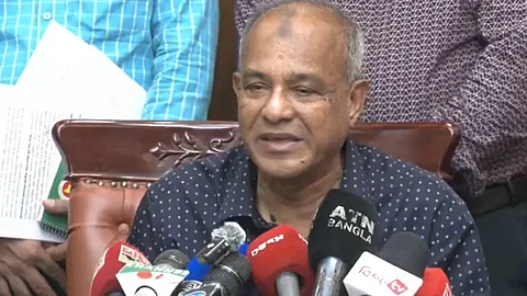 গোপালগঞ্জের ঘটনায় প্রয়োজনে মরদেহ তোলা হবে: স্বরাষ্ট্র উপদেষ্টা