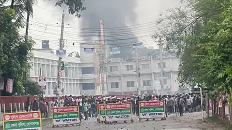 গোপালগঞ্জের ঘটনায় চার মামলা, আসামি ৫৪০০