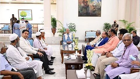 প্রধান উপদেষ্টার কাছে ববি হাজ্জাজের ৮ দফা প্রস্তাবনা