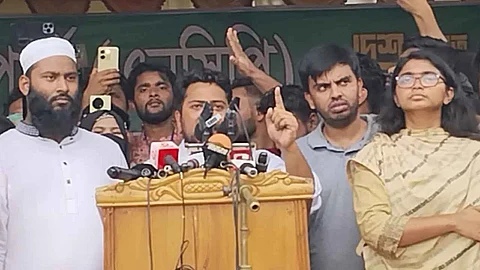 নতুন সংবিধানের জন্য গণপরিষদ নির্বাচন লাগবে: নাহিদ ইসলাম