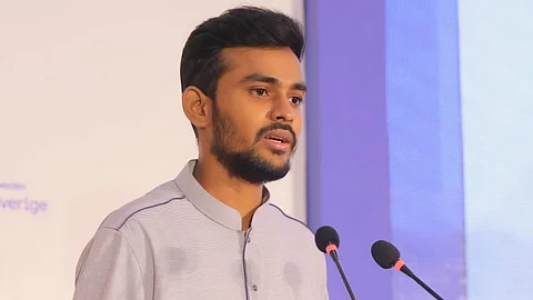 গণতান্ত্রিক প্রক্রিয়ায় ক্ষমতা হস্তান্তর হবে: আসিফ মাহমুদ