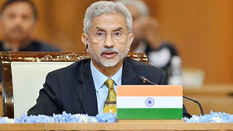 বাংলাদেশের ওপর নিবিড় নজর রাখছি : জয়শঙ্কর