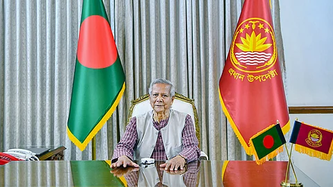 গুলি চালিয়ে ক্ষমতা ধরে রাখতে চেয়েছিল ফ্যাসিবাদী সরকার : প্রধান উপদেষ্টা