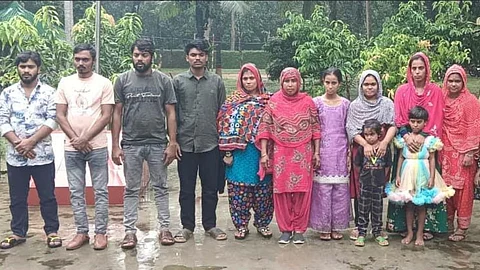 সীমান্তে বিএসএফের পুশ ইন, নারী–শিশুসহ ১৮ বাংলাদেশি আটক
