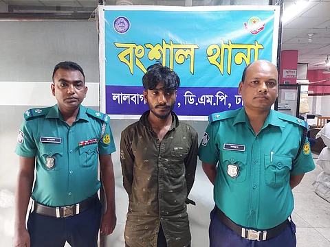 বাকীতে মাদক বিক্রয়ে অস্বীকৃতির জেরে হত্যাকাণ্ডঃ ২৪ ঘন্টার মধ্যে ঘাতককে গ্রেফতার