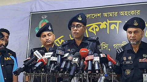 সাংবাদিক তুহিন হত্যার দায় স্বীকার আসামি স্বাধীনের