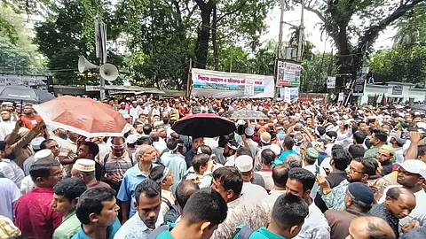 সরকারকে এক মাসের আলটিমেটাম, দাবি না মানলে টানা কর্মবিরতি