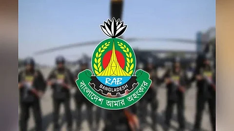 হাতবদল হওয়ায় পুলিশের লুট হওয়া অস্ত্র উদ্ধার সম্ভব হয়নি: র্যাব