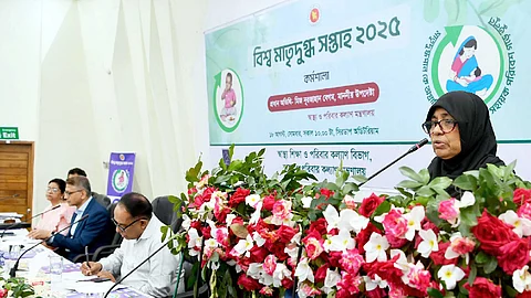 আমার মনে হয় না আলাদা পিতৃত্বকালীন ছুটি দরকার আছে: স্বাস্থ্য উপদেষ্টা