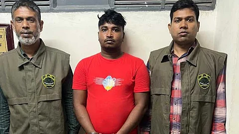 মোহাম্মদপুরে ছিনতাই চক্রের প্রধান ‘ভাগনে বিল্লাল’ গ্রেপ্তার