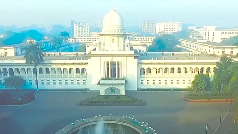 পুলিশ কর্মকর্তা সাজ্জাদের জামিন স্থগিত, আত্মসমর্পনের নির্দেশ