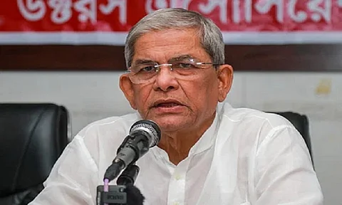 উপদেষ্টারা অসহায়, কারণ আমলারাই সবকিছু নির্ধারণ করে দেয়