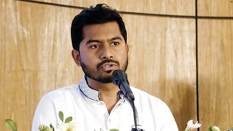 জি এম কাদেরকে গ্রেপ্তার না করলে সচিবালয় ঘেরাওয়ের হুঁশিয়ারি নুরের