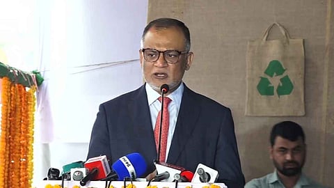 পলিথিনের চেয়ে পাটের ব্যাগে বেশি কর্মসংস্থান হবে: বাণিজ্য উপদেষ্টা