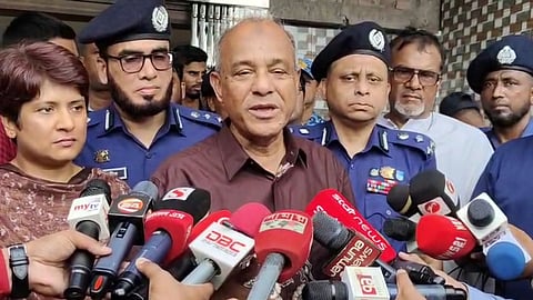 পুলিশ ক্যাম্পে হামলাকারী কয়েকজন পার্শ্ববর্তী দেশে পালিয়ে গেছে: স্বরাষ্ট্র উপদেষ্টা