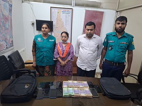 আইইএলটিএস পরীক্ষার প্রশ্নপত্রের প্রলোভন দিয়ে অর্থ আত্মসাৎ, গ্রেফতার ২