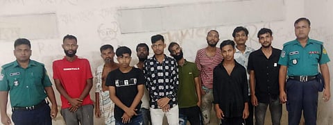 মোহাম্মদপুরে পুলিশের বিশেষ অভিযানে গ্রেপ্তার ১০