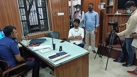 পুলিশের সাথে বাস্তব অভিজ্ঞতা