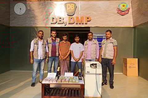 বিপুল পরিমাণ জাল ও নগদ টাকা উদ্ধারসহ চক্রের দুই সক্রিয় সদস্য গ্রেফতার