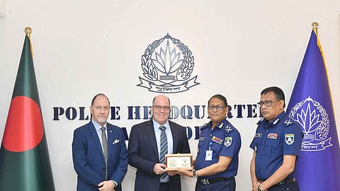 আইজিপির সঙ্গে রেড ক্রস প্রতিনিধিদলের সাক্ষাৎ