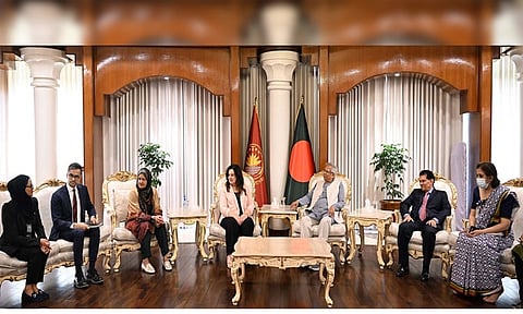 প্রধান উপদেষ্টার সঙ্গে কানাডীয় পার্লামেন্টারি দলের সাক্ষাৎ