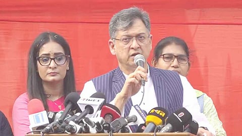 গণভোটে সংবিধান সংশোধন সম্ভব নয়: সালাহউদ্দিন আহমদ