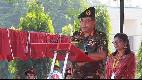 নারীদের বাদ দিয়ে উন্নয়নের চিন্তা করলে ভুল হবে: সেনাপ্রধান