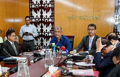 নিয়ম লঙ্ঘনকারী সার ডিলারদের বাদ দেয়া হবে: কৃষি উপদেষ্টা