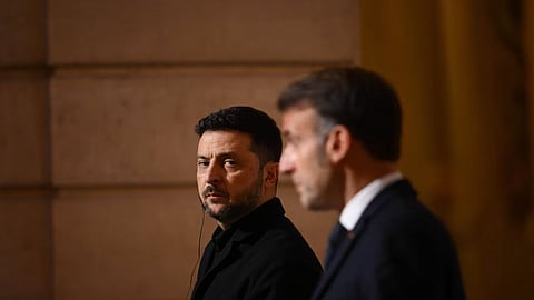 যুক্তরাষ্ট্রের শান্তি পরিকল্পনা না পড়েই লন্ডনে ইউরোপীয় নেতাদের সাথে বৈঠকে জেলেনেস্কি