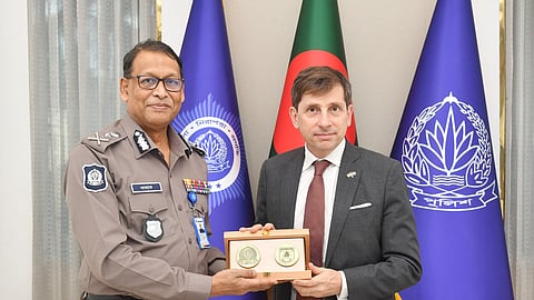 আইজিপির সঙ্গে ফ্রান্সের রাষ্ট্রদূতের সৌজন্য সাক্ষাৎ