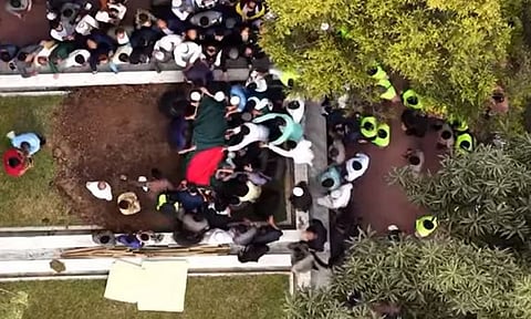 জাতীয় কবি কাজী নজরুলের কবরের পাশে চিরনিদ্রায় শায়িত শহীদ হাদি