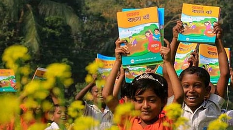 মুক্তিযুদ্ধের ইতিহাসে পরিবর্তন নিয়ে নতুন বই, ছাপা হচ্ছে অভিভাবকদের জন্য গাইড