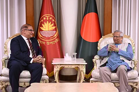 প্রধান উপদেষ্টার সঙ্গে পাকিস্তান হাইকমিশনারের সাক্ষাৎ