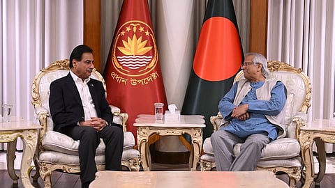 প্রধান উপদেষ্টা সঙ্গে সাক্ষাৎ করলেন পাকিস্তানের স্পিকার